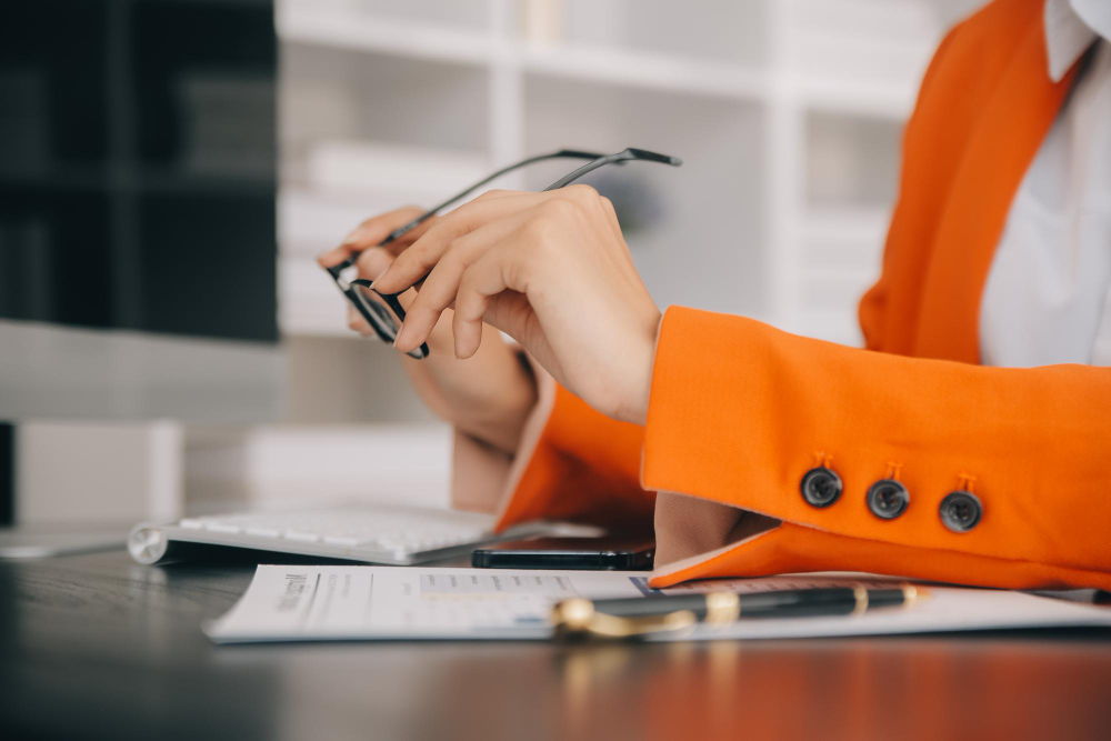 中国企业如何在英国、德国与波兰选择合适的法律服务？最全面的跨国法律体系对比与实用指南（攻略）